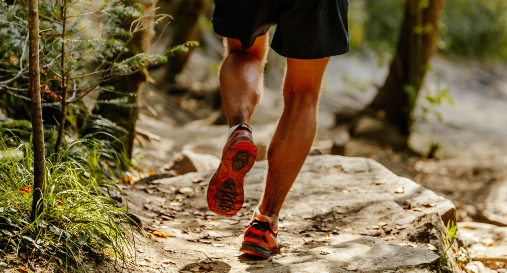 zapatillas pronador para correr en la montaña