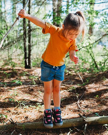 Zapatillas trekking para niña