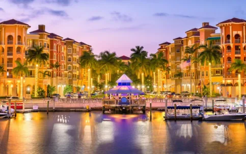 Miami_ Napoles