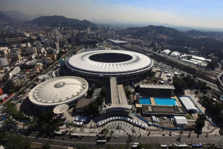 Conoce el estadio de fútbol más importante que tiene Brasil haciendo el tour Maracaná